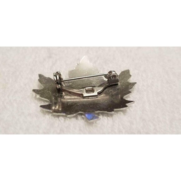 Vintage Silver-Tone Maple Leaf Brooch – Nature Inspired Leaf Pin - Picture 5 of 7